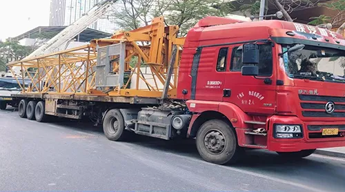 Cẩu Tháp Đầu Bằng